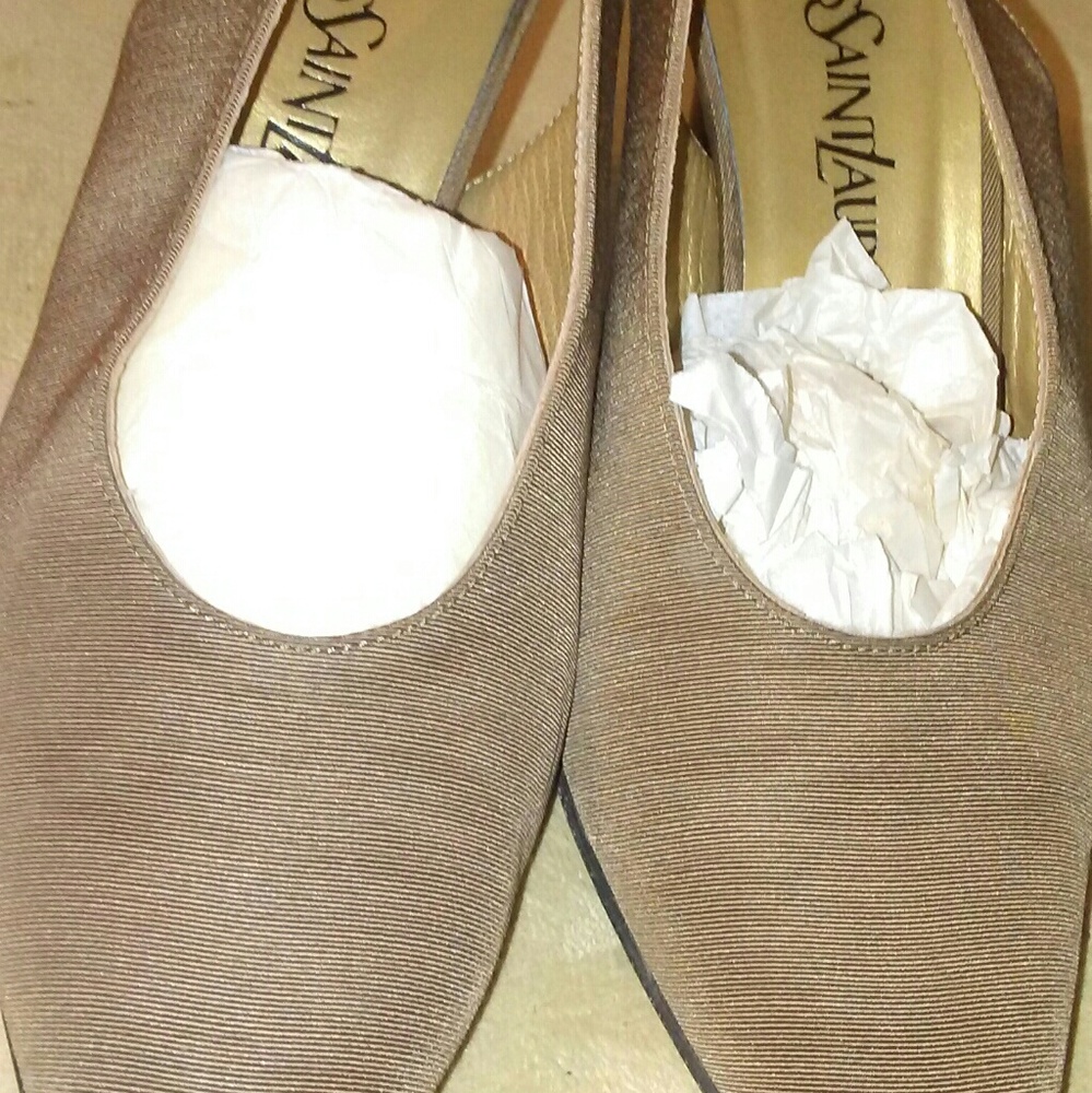 YvesSaintLaurent shose